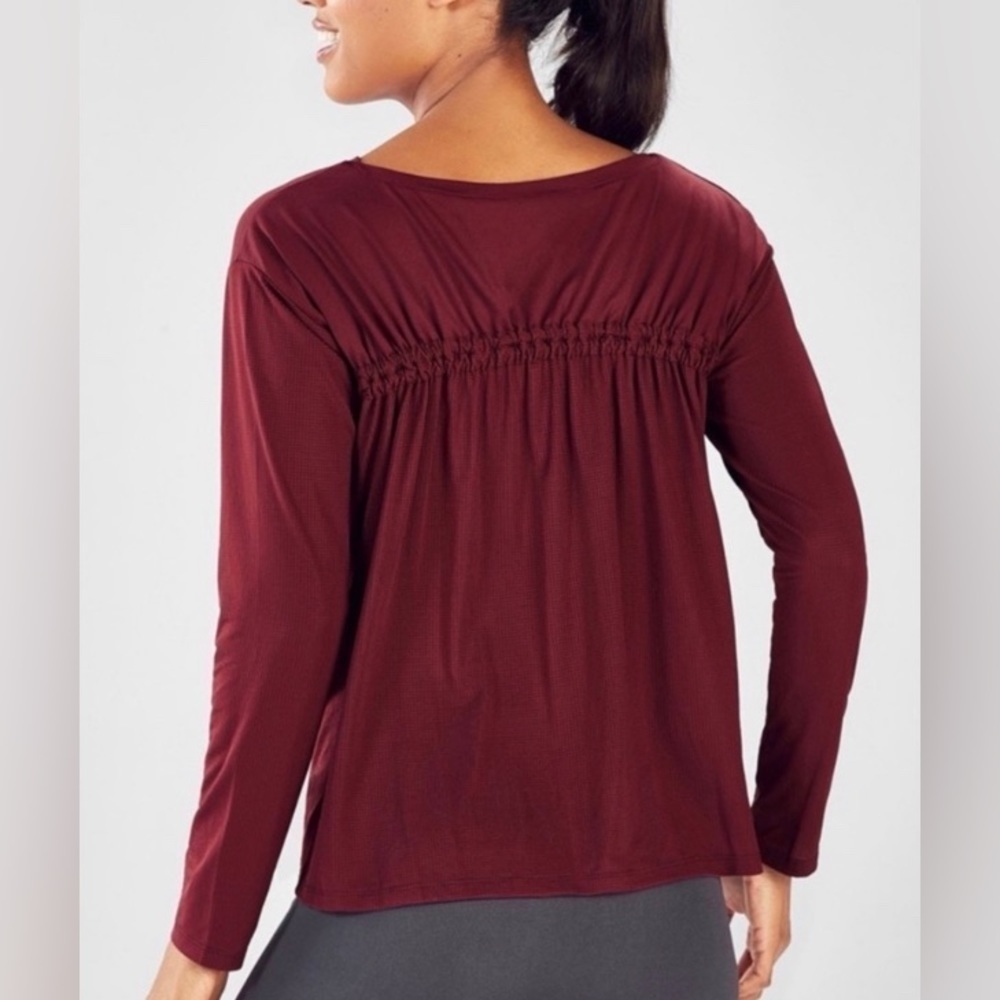Fabletics maroon cashel cinched long sleeve top medium